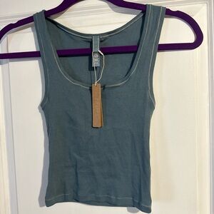 SKIMS NWT Cotton Rib Tank in Kyanite Size Small